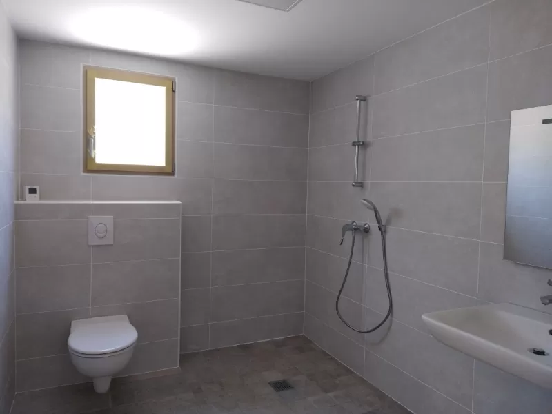 salle de bain PMR handicapé douche à l'italienne, Antonaves, Vanessa PINHEIRO, architecte d'intérieur